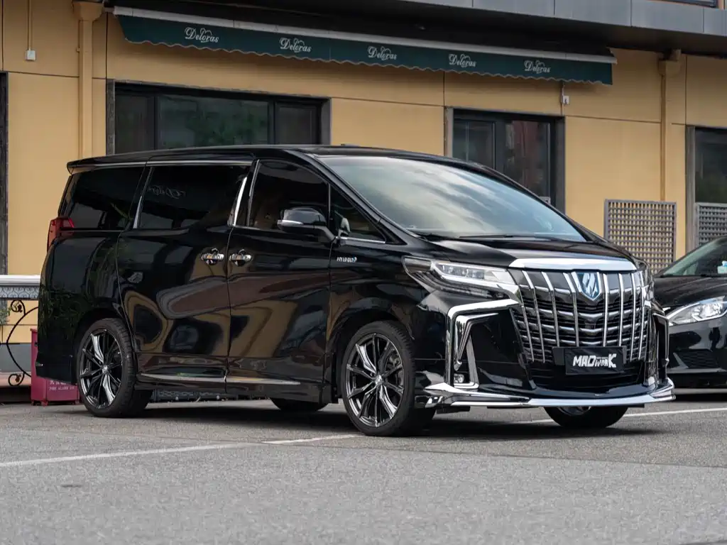 Toyota Alphard 2021 — фото 3