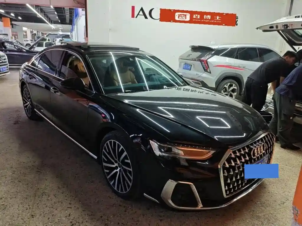 Audi A8 2024