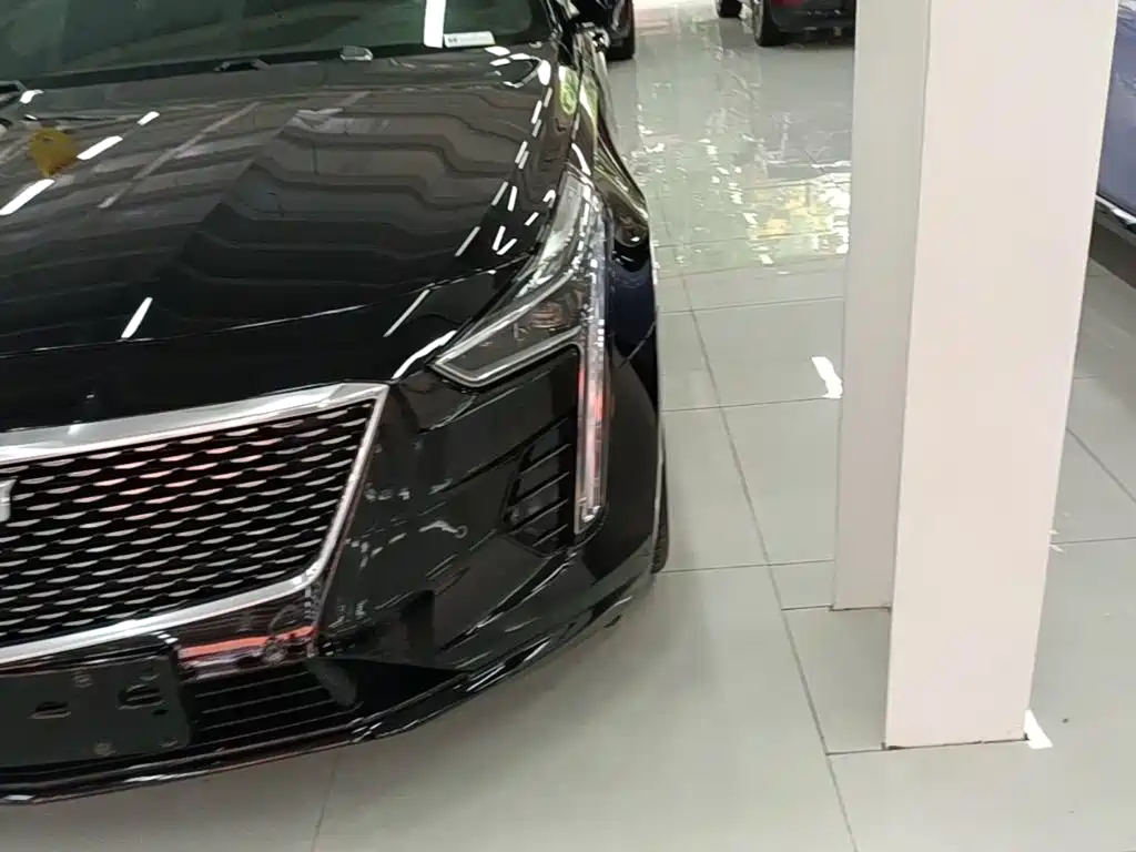 Cadillac CT6 2022 — фото 24