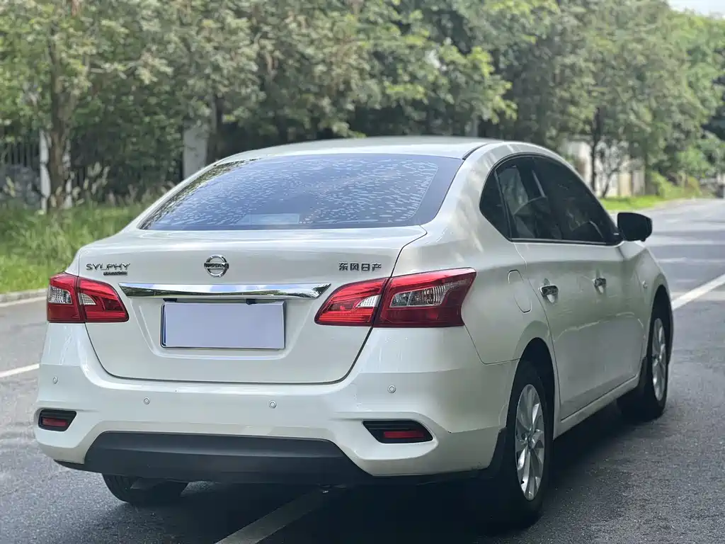 Nissan Sylphy 2022 — фото 13