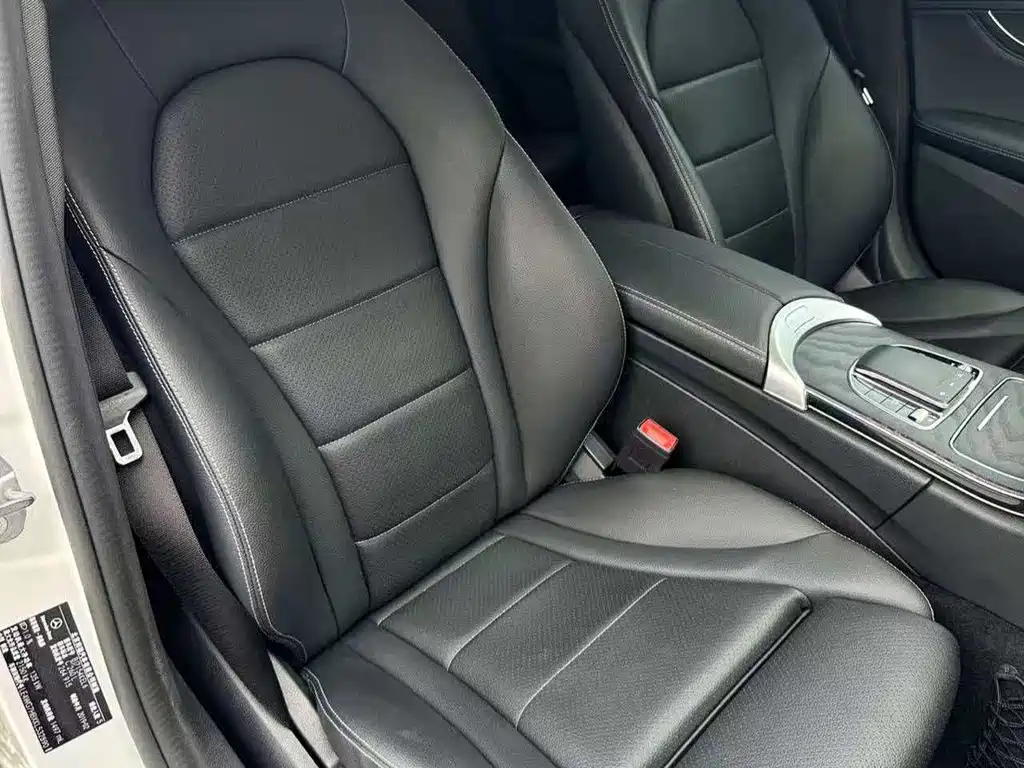 Mercedes-Benz C-Class 2019 — фото 7