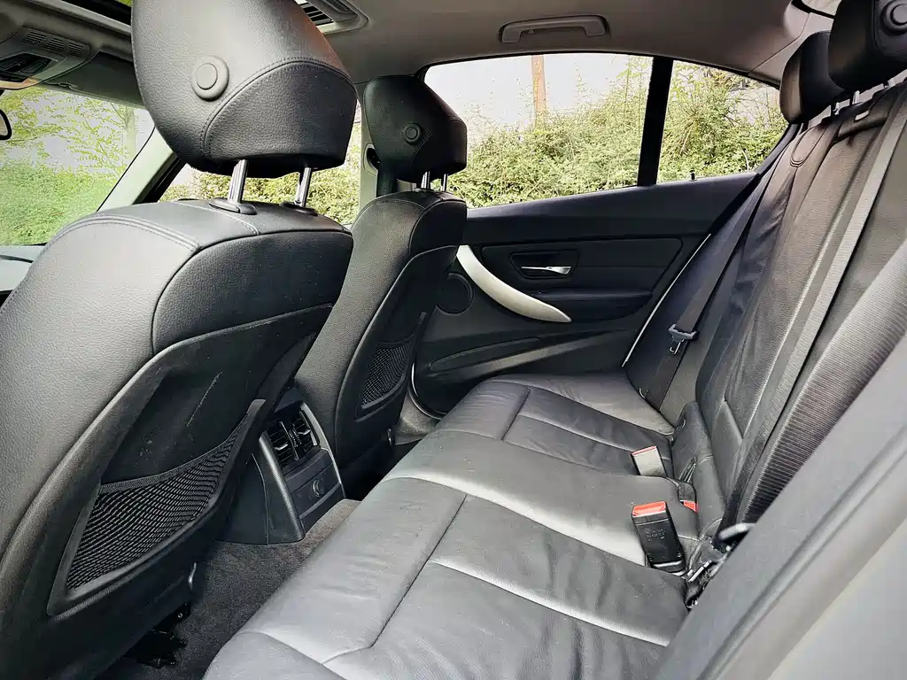 BMW 3 Series 2014 — фото 15