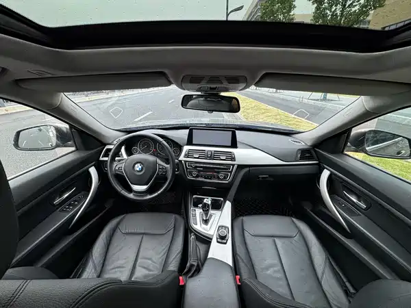 BMW 3 Series GT 2013