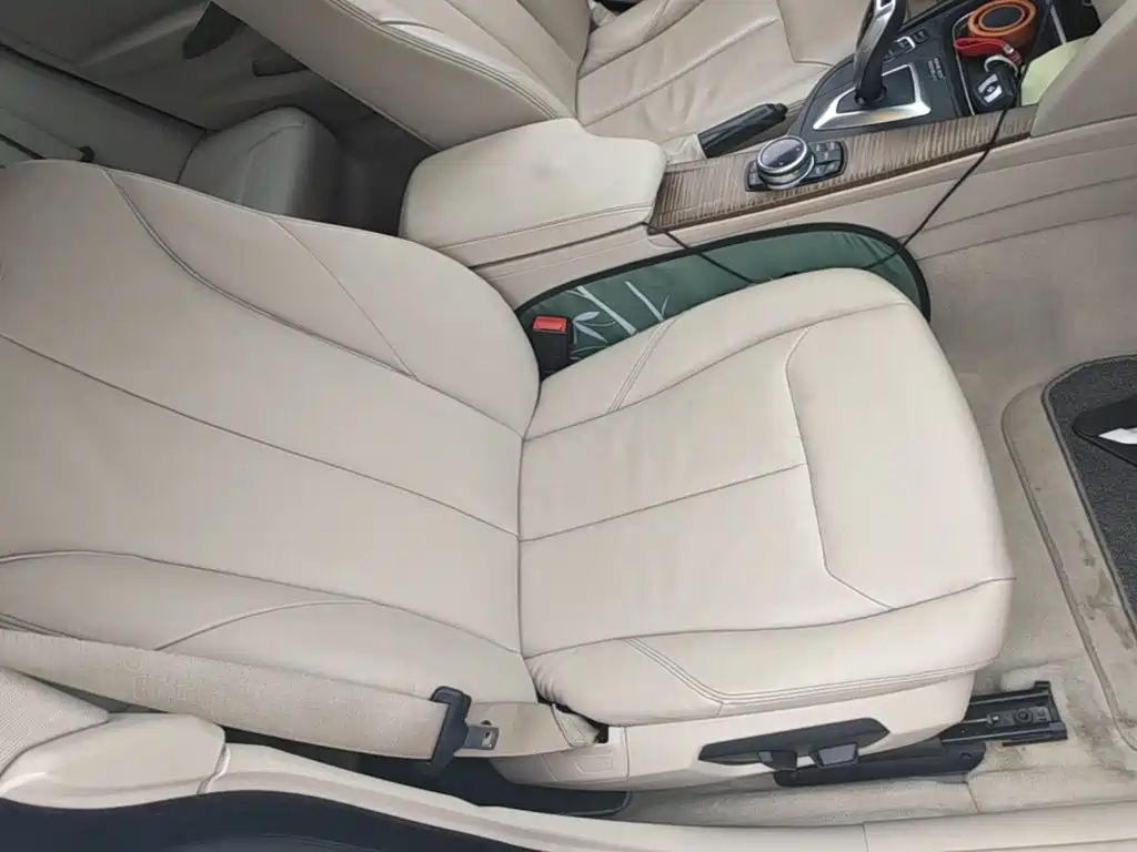 BMW 3 Series GT 2014 — фото 25