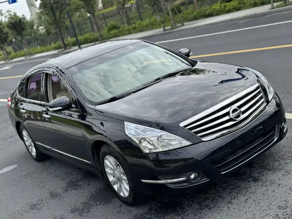 Nissan Teana 2010 — фото 2