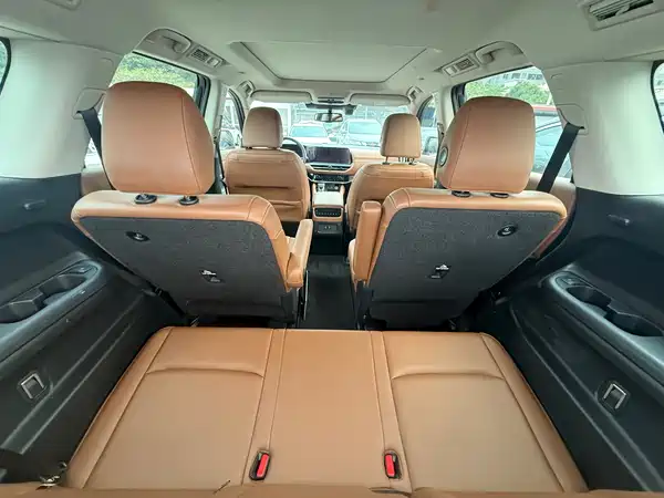 Nissan Explore The Land 2024