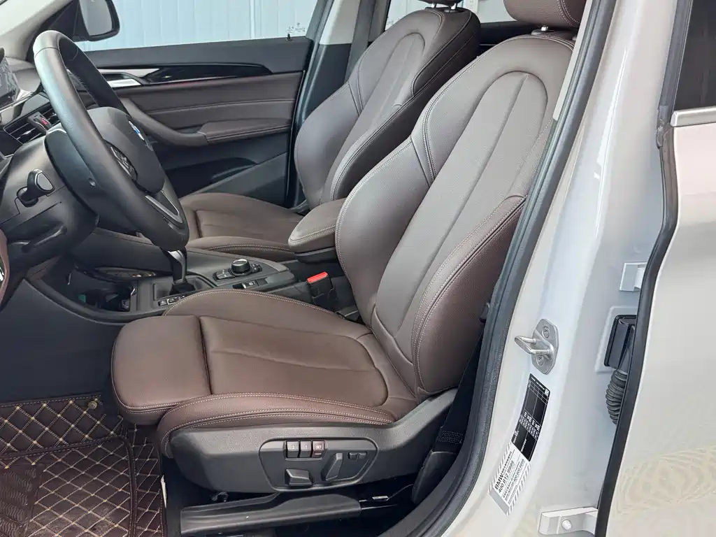 BMW X1 2020 — фото 16
