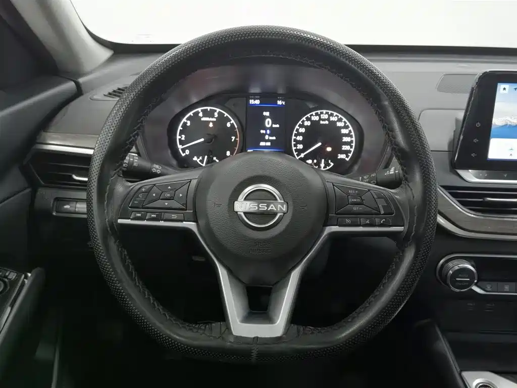 Nissan Teana 2023 — фото 11