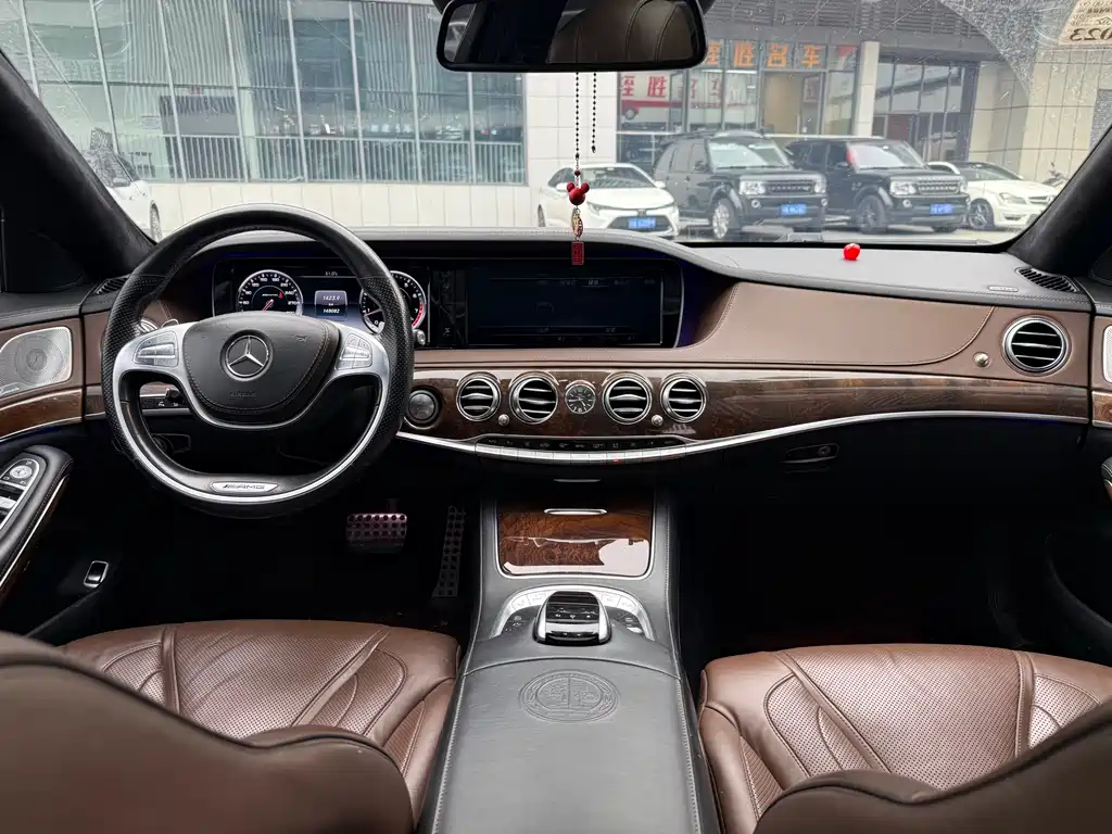 Mercedes-Benz S-Class AMG 2015 — фото 11