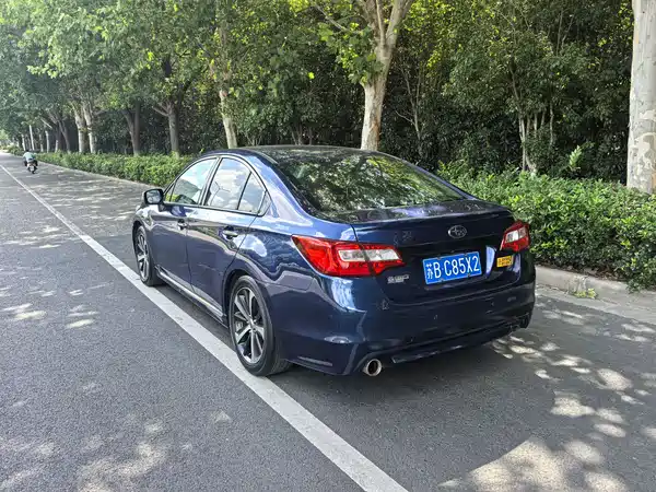 Subaru Legacy 2017