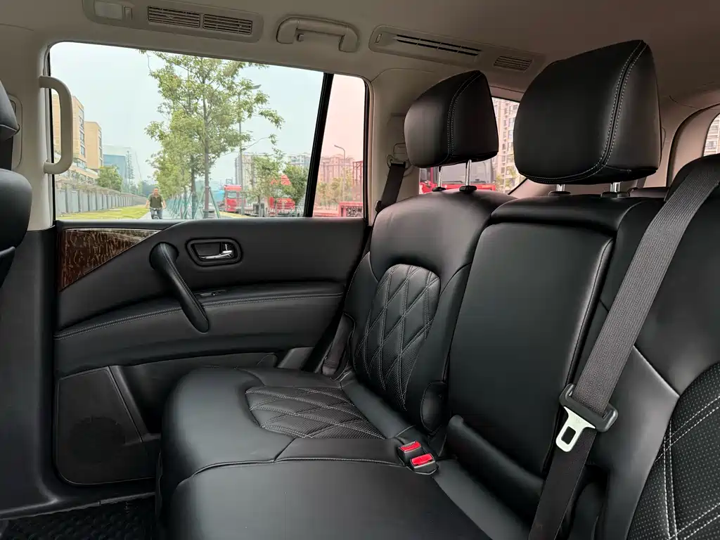 Nissan Patrol 2018 — фото 15
