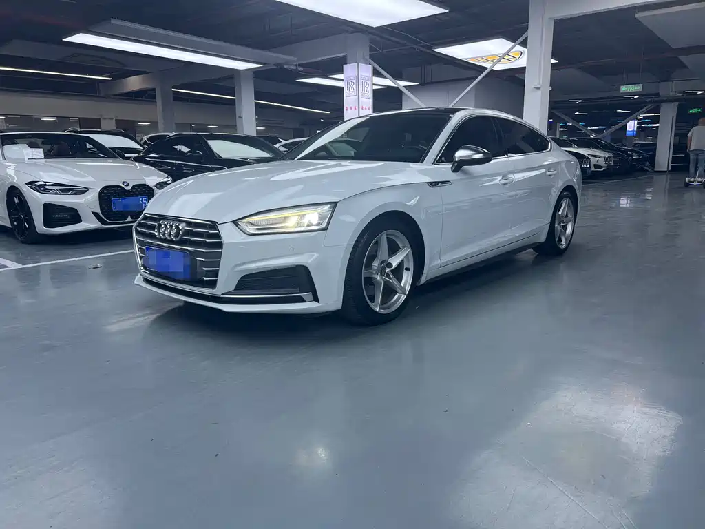 Audi A5 2017 — фото 1
