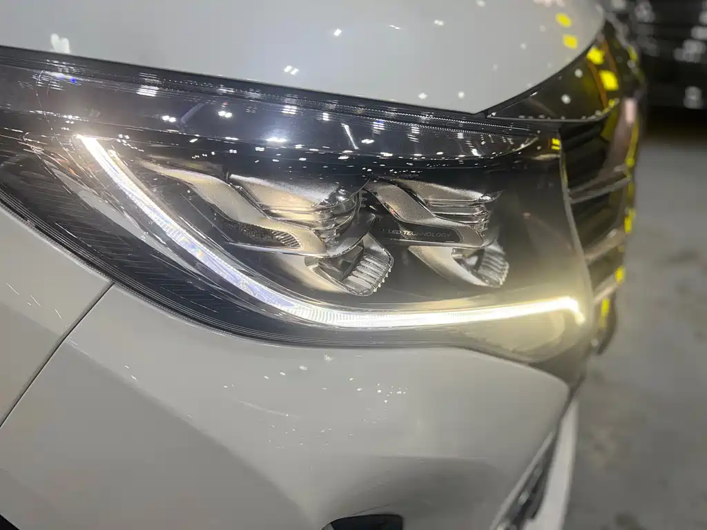 GAC Motor Trumpchi M8 2022 — фото 17