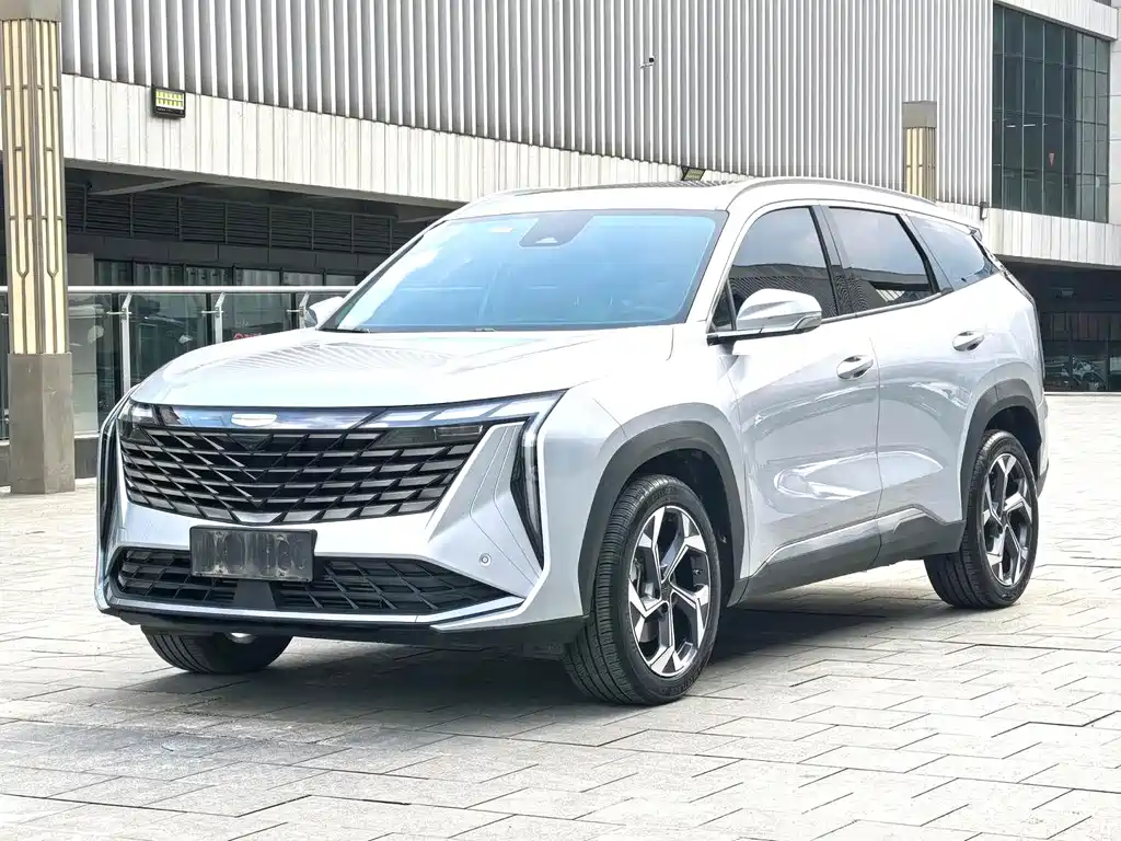 Geely Boyue L 2024 — фото 1