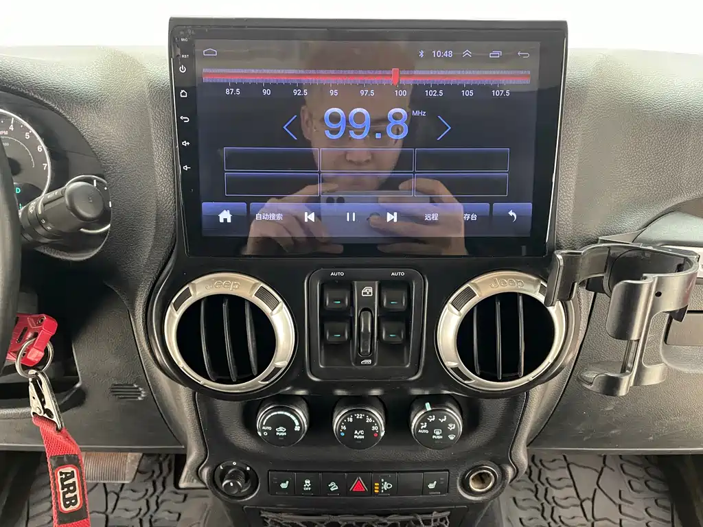 Jeep Wrangler 2017 — фото 14
