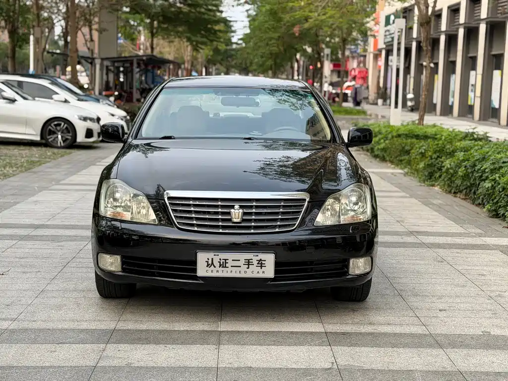 Toyota Crown 2006 — фото 2