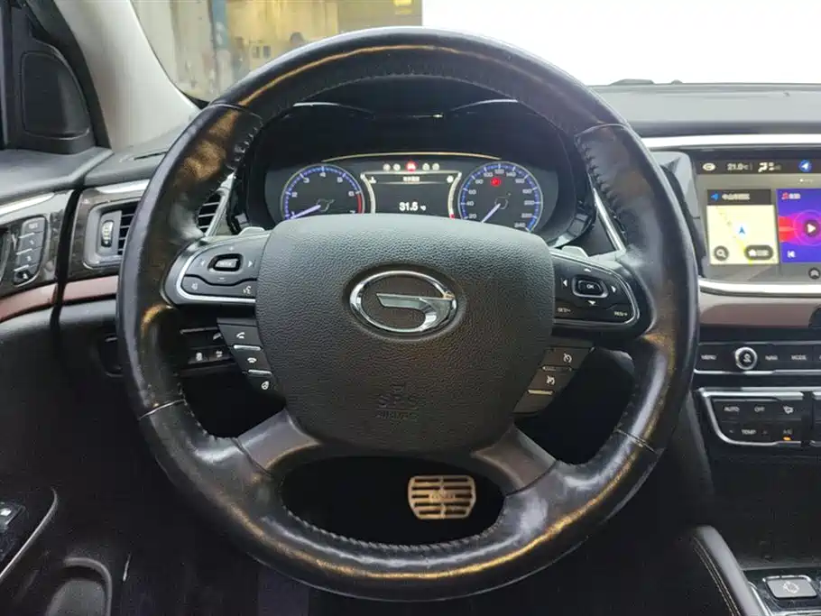 GAC Motor Trumpchi GS8 2017 — фото 15