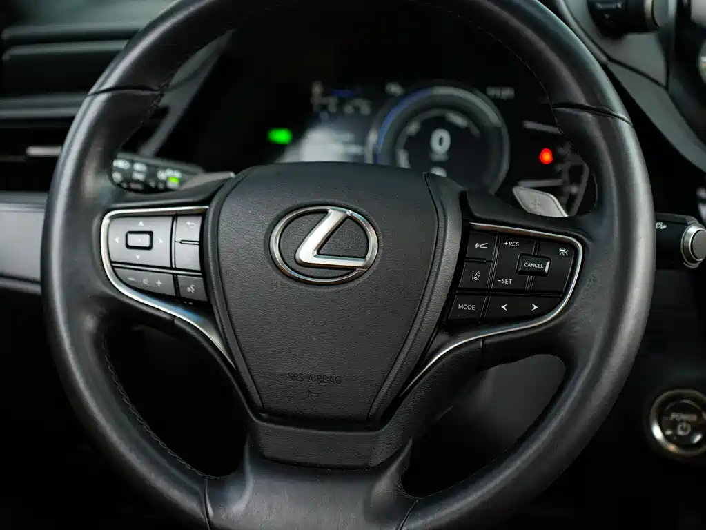 Lexus ES 2023 — фото 20