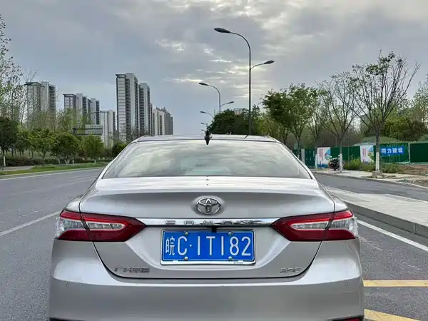 Toyota Camry 2019