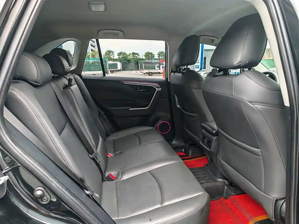 Toyota RAV4 2023