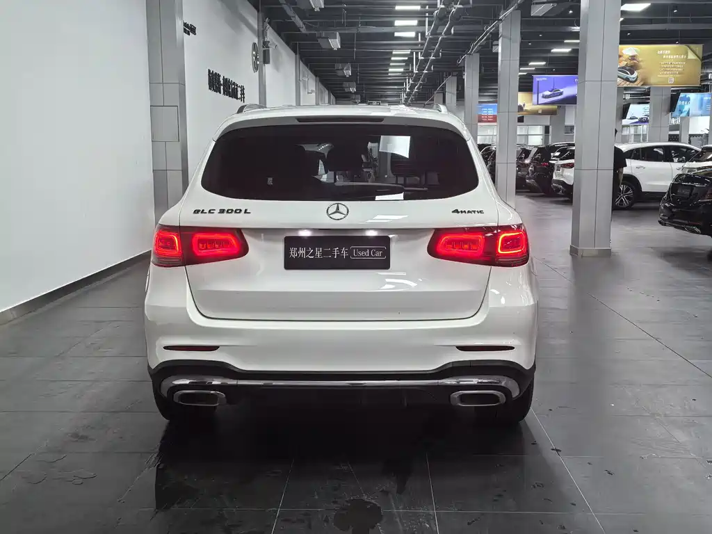Mercedes-Benz GLC 2019 — фото 12