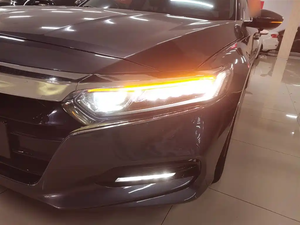 Honda Accord 2020 — фото 3