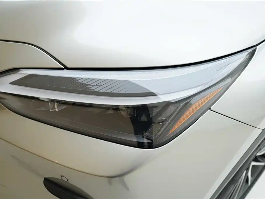 Lexus NX 2023 — фото 14