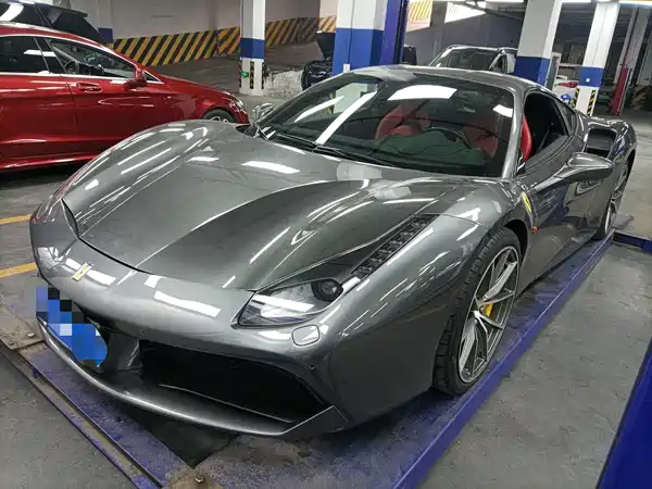 Ferrari 488 2018