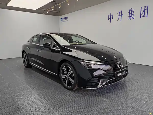 Mercedes-Benz EQE 2025