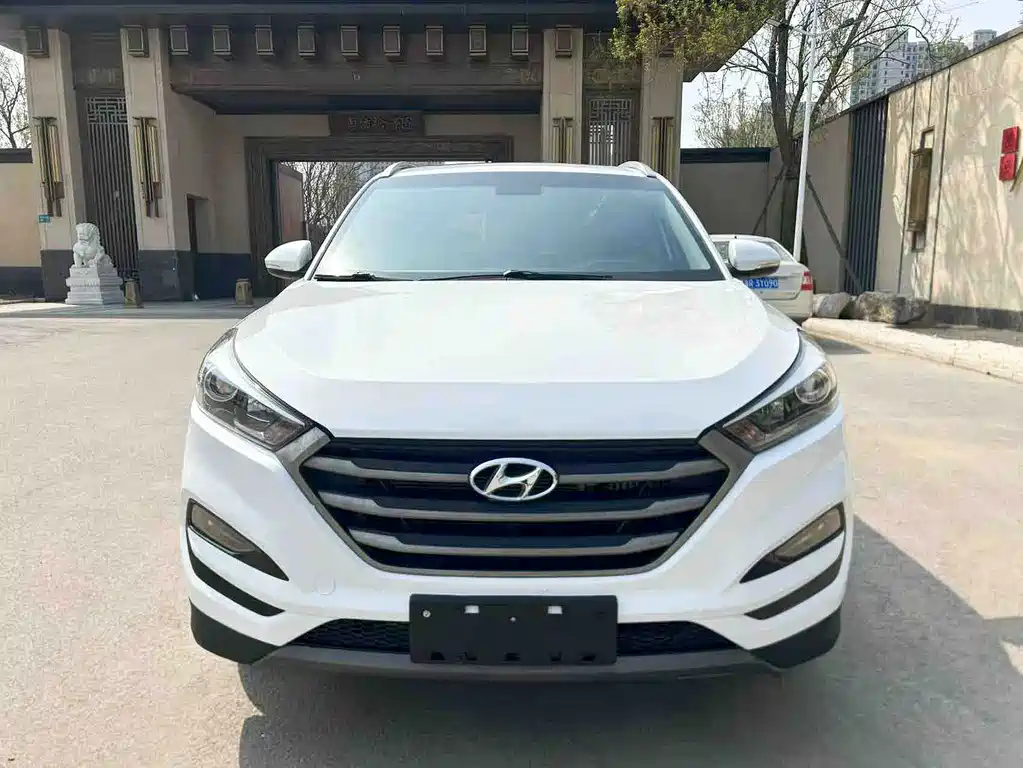 Hyundai Tucson 2017 — фото 2