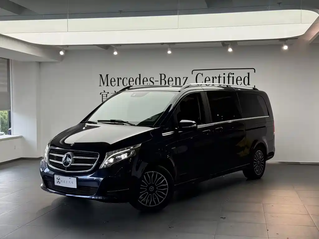 Mercedes-Benz V-Class 2019 — фото 1