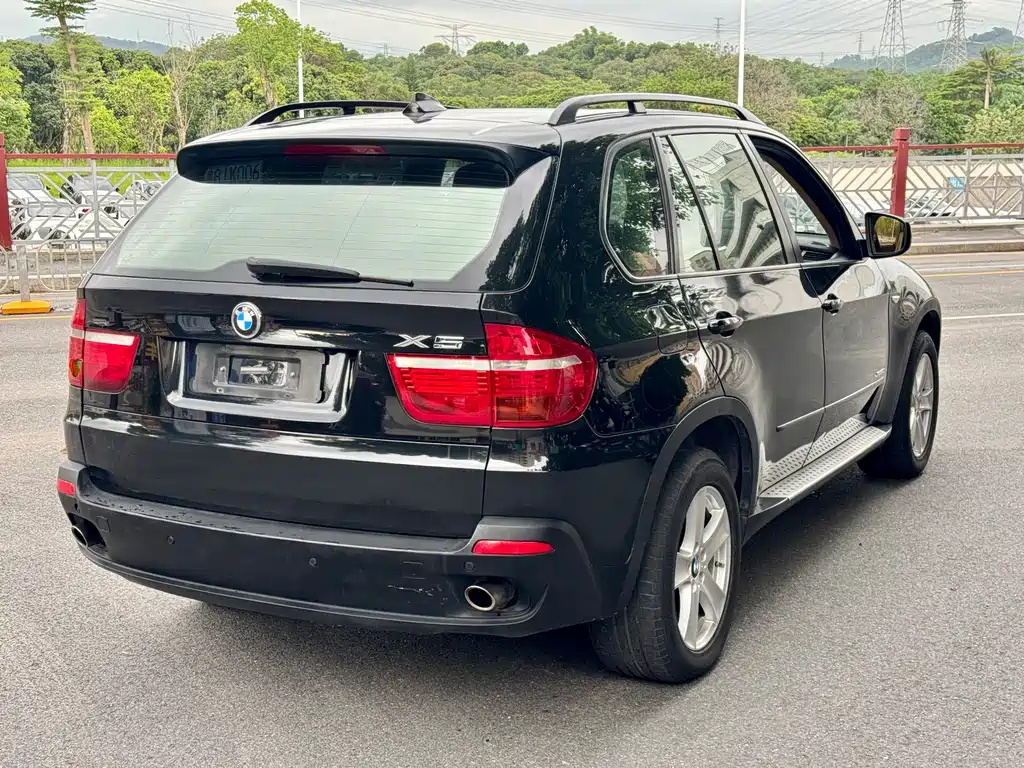 BMW X5 2010 — фото 3