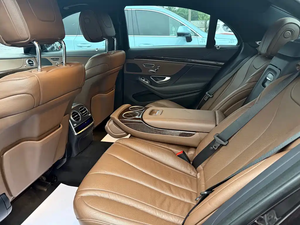 Mercedes-Benz S-Class 2018 — фото 11