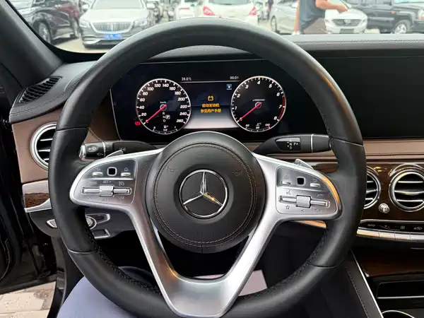 Mercedes-Benz S-Class 2018