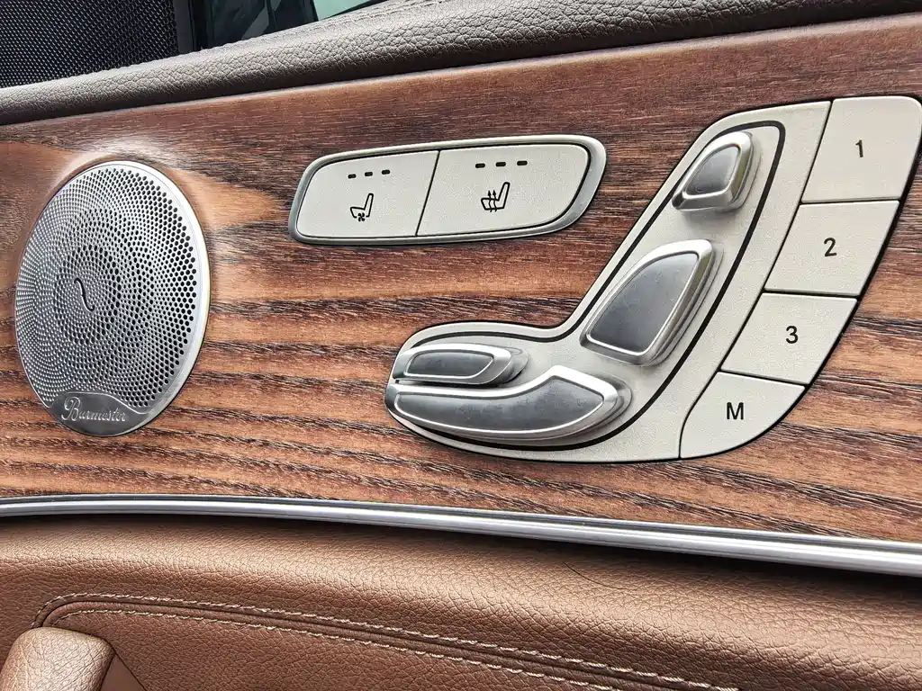 Mercedes-Benz E-Class 2020 — фото 8