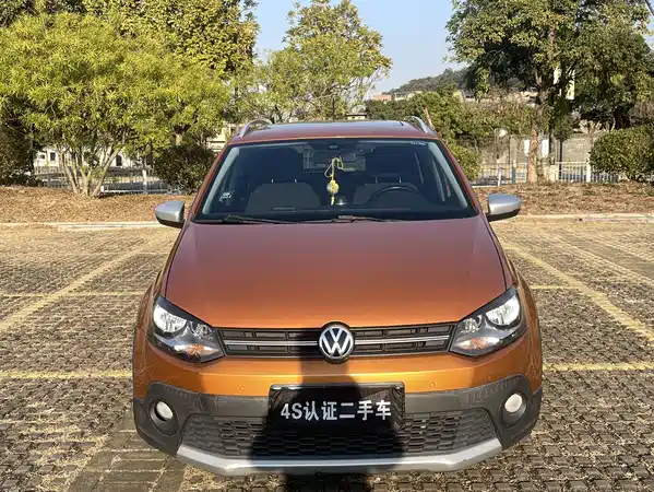 Volkswagen Polo 2016