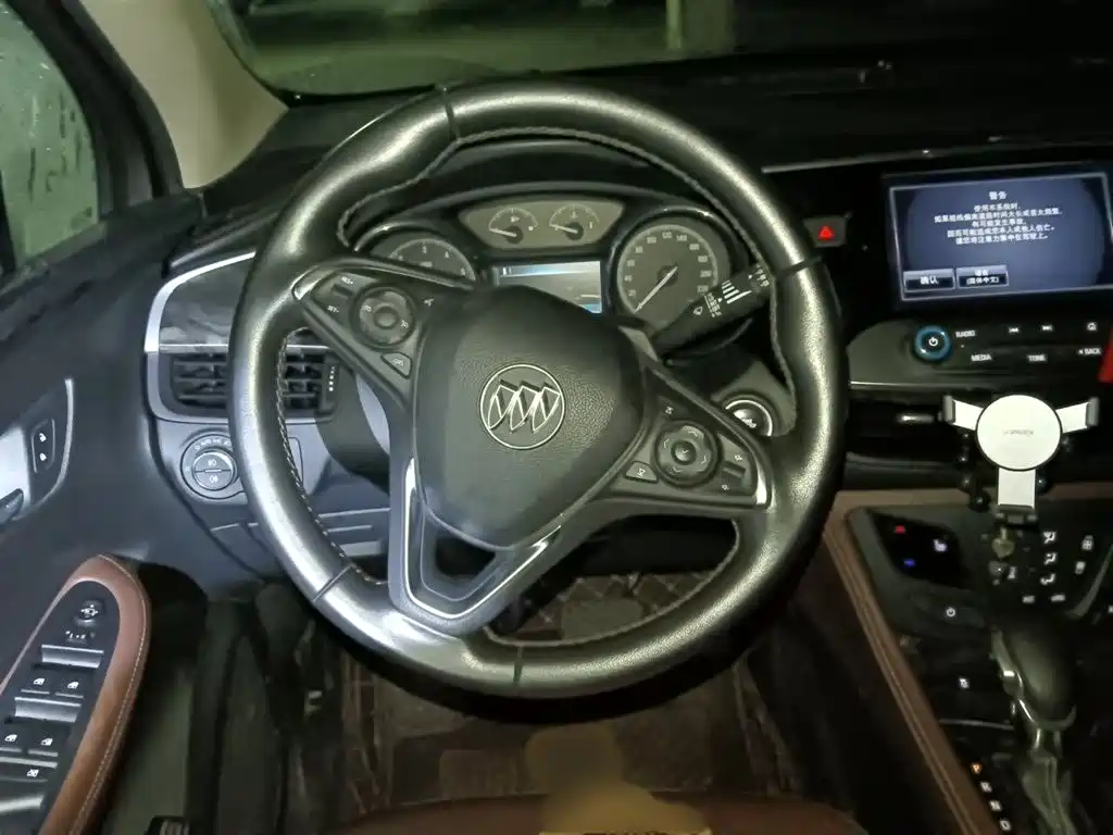 Buick Envision Plus 2015 — фото 3