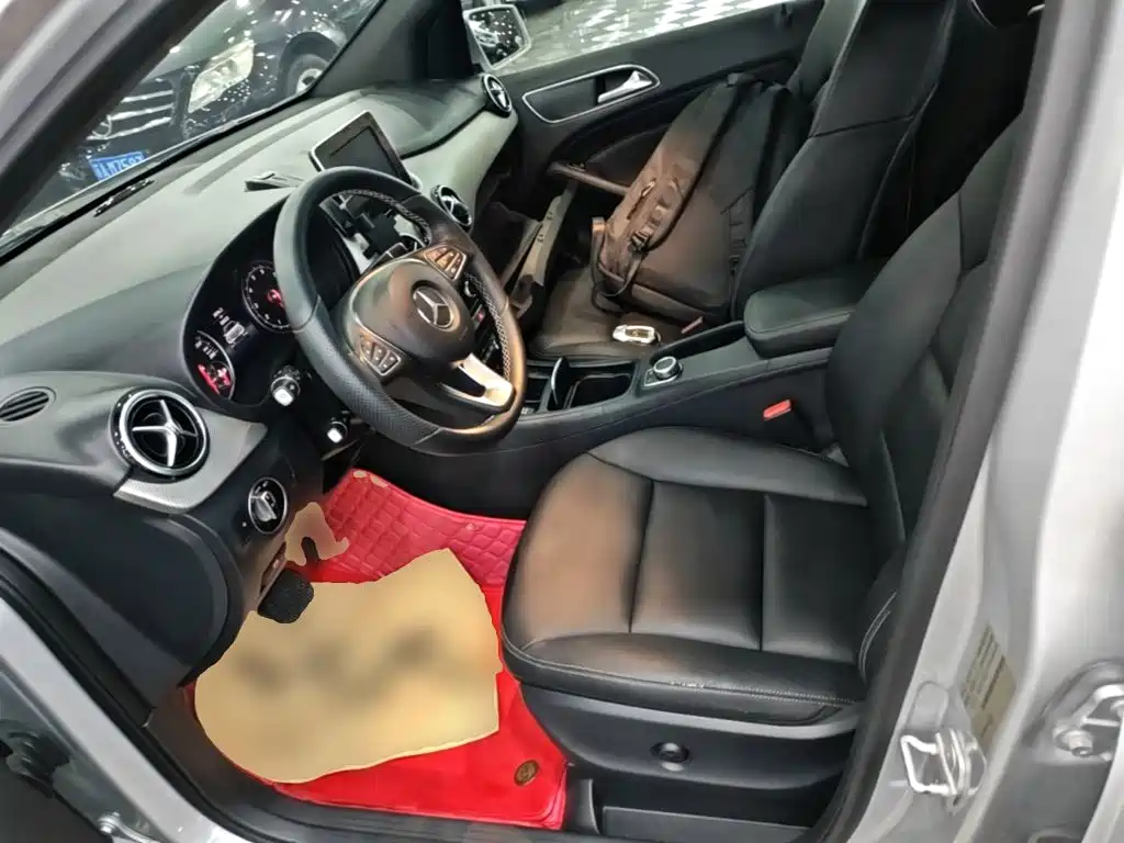 Mercedes-Benz B-Class 2015 — фото 15