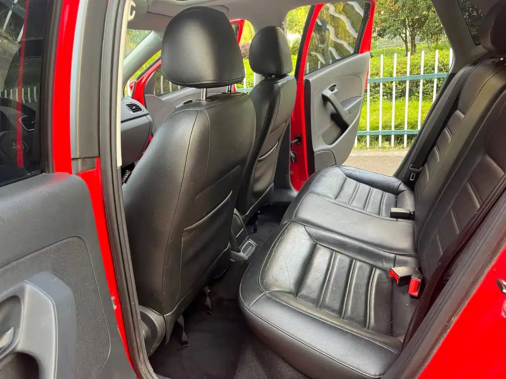 Volkswagen Polo 2014