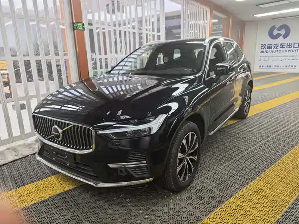 Volvo XC60 2025