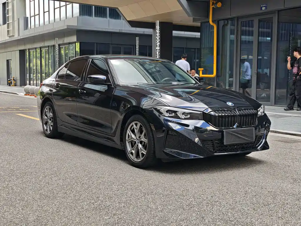 BMW i3 2023