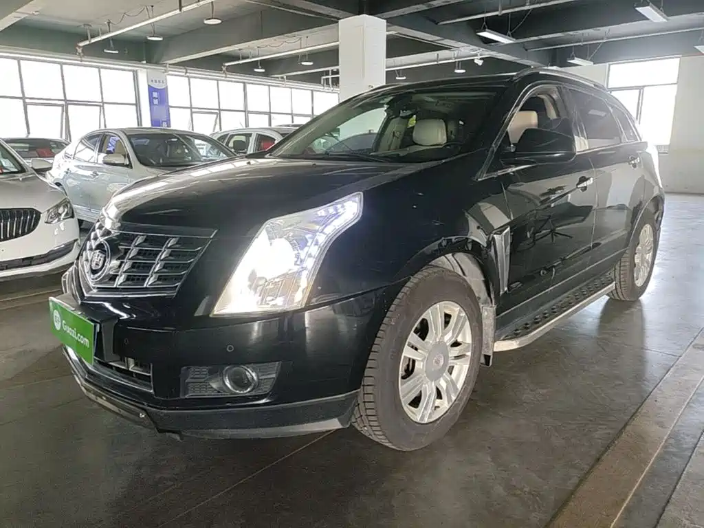 Cadillac SRX 2015 — фото 2