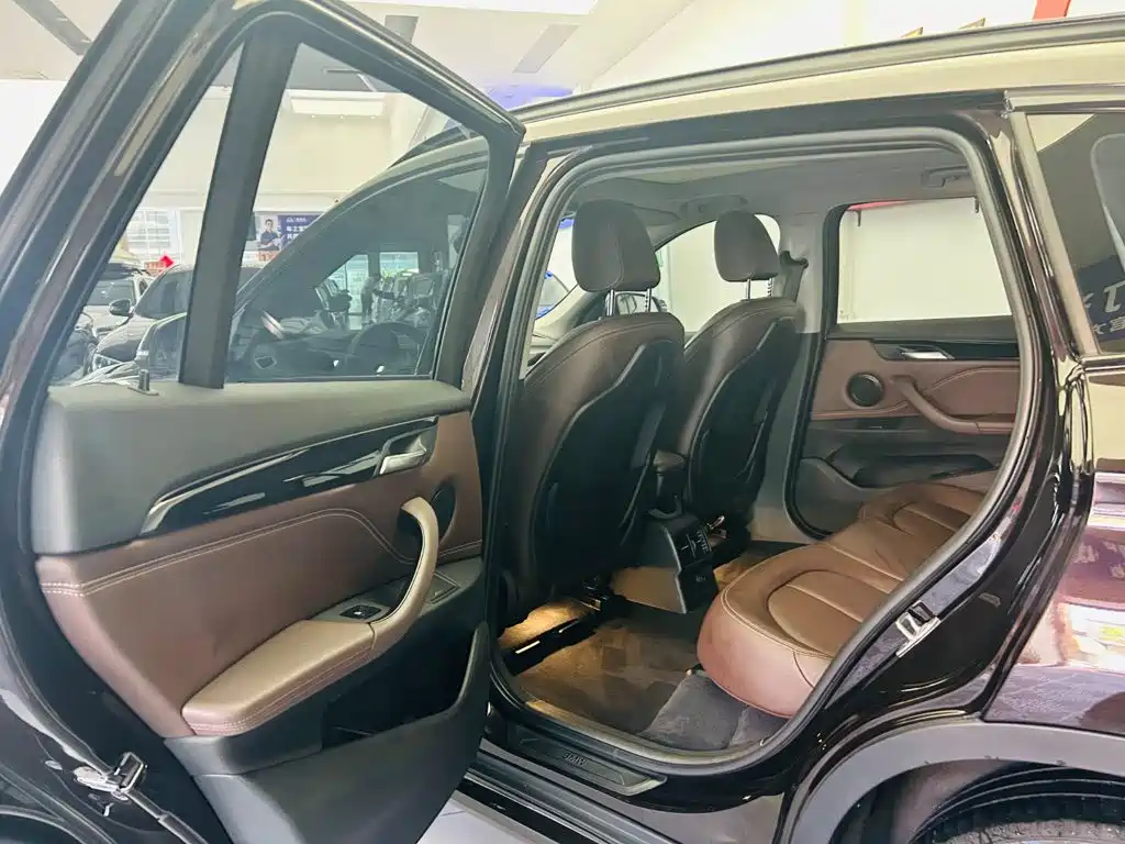 BMW X1 New Energy 2017 — фото 23