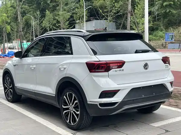 Volkswagen T-Roc 2019
