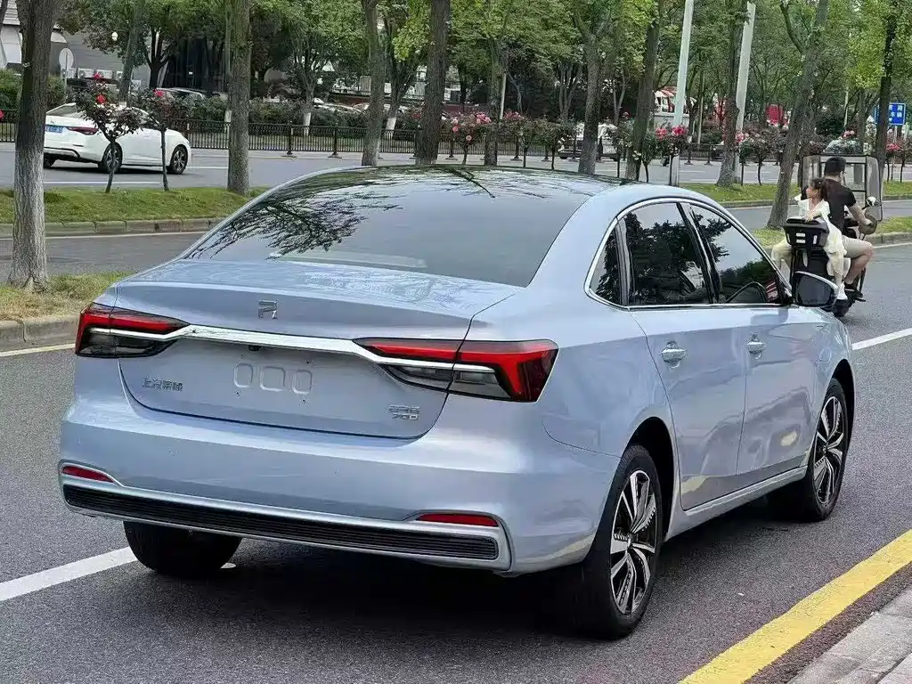 Roewe Feifan ER6 2021 — фото 9