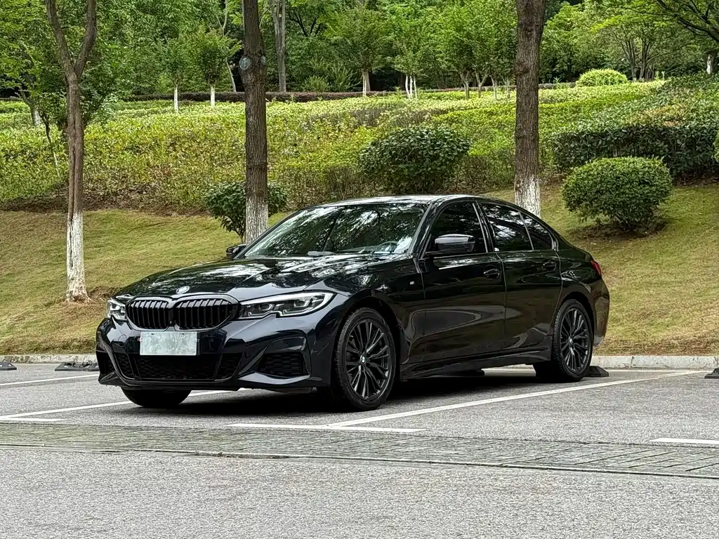 BMW 3 Series 2021