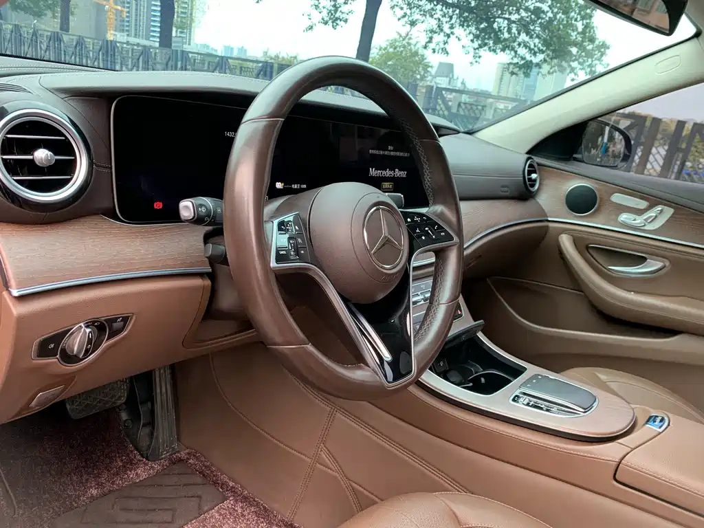 Mercedes-Benz E-Class New Energy 2022 — фото 18