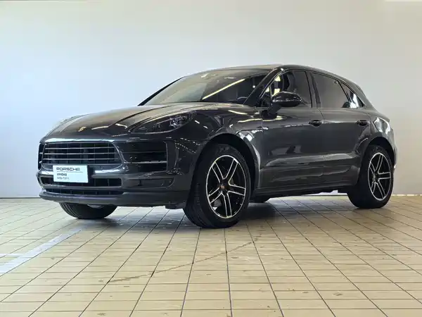 Porsche Macan 2021