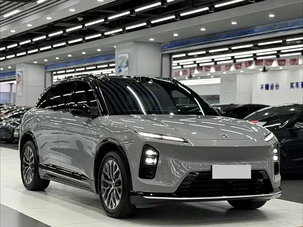 NIO ES6 2025