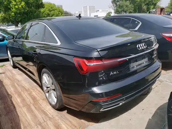 Audi A6L 2021